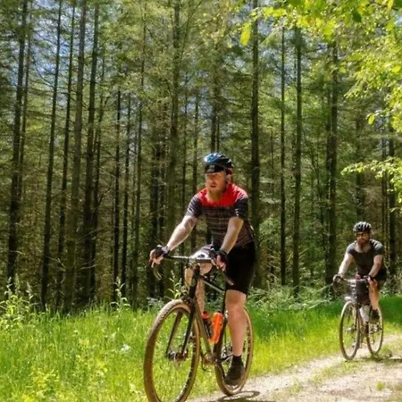 Glamping In The Ardennes * Signy-lʼAbbaye